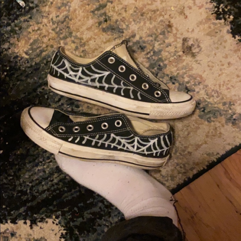 spider web converse
